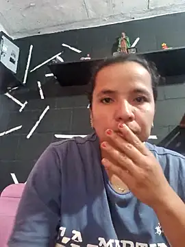 Snapshot of AdrianaLima69 chatting on 03.06.25 AdrianaLima69 online show from 03.06.25