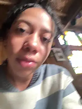 Snapshot of Miley_and_Vash chatting on 03.05.26 Miley and Vash online show from 03.05.26