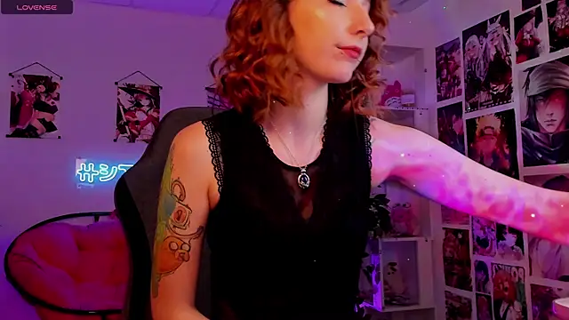 PrettyReckess online show from 01.06.25