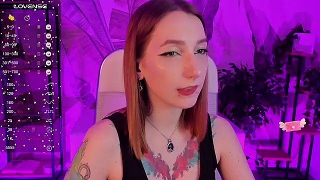 PrettyReckess online show from 02.18.25