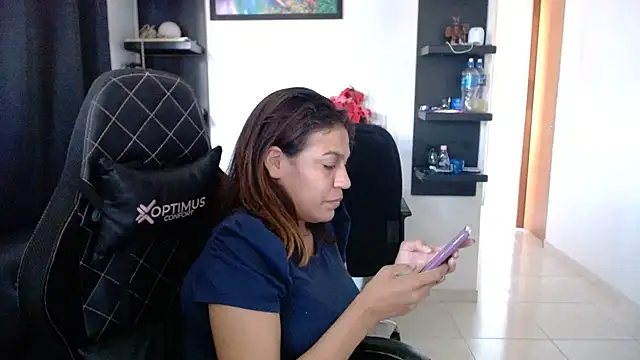 Karen sex92 online show from 12.30.24