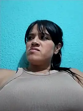 Snapshot of zhayra_rose chatting on 01.07.25 zhayra rose online show from 01.07.25