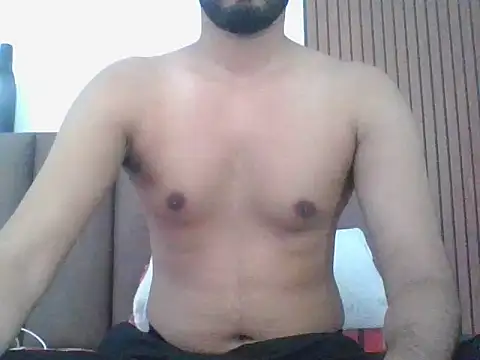 Snapshot of bigdickfuckuu chatting on 09.16.25 bigdickfuckuu online show from 09.16.25