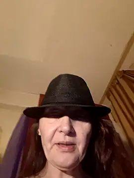 dominatrixredsonyja online show from 01.18.25