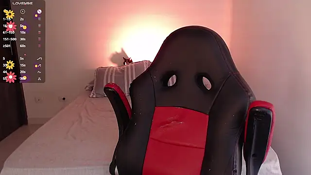 amyharlow 1 online show from 12.20.24