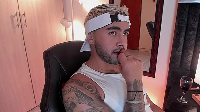 ItsMeEros online show from 09.24.25