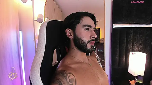 ItsMeEros online show from 07.10.26