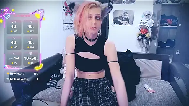 Littlepinkcat online show from 09.26.25