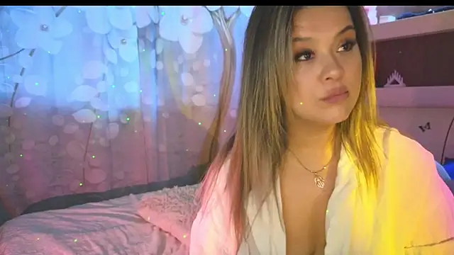 Snapshot of Malika_uAngel chatting on 01.15.25 Malika uAngel online show from 01.15.25