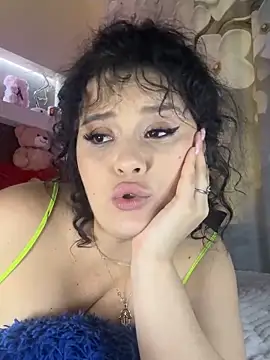 Snapshot of Malika_uAngel chatting on 03.17.25 Malika uAngel online show from 03.17.25