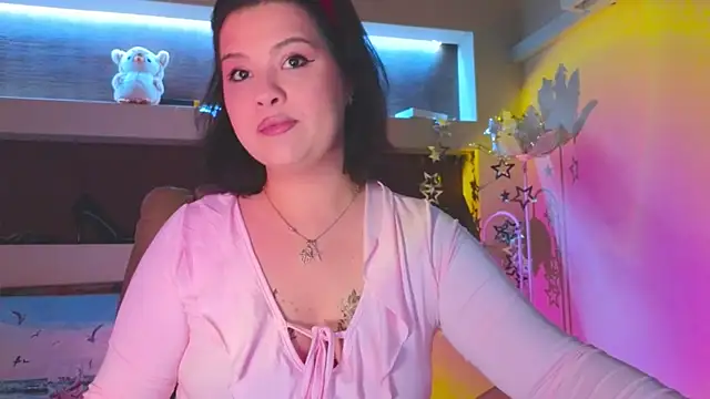Snapshot of Malika_uAngel chatting on 09.15.25 Malika uAngel online show from 09.15.25