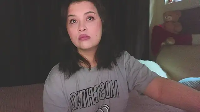 Snapshot of Malika_uAngel chatting on 02.10.26 Malika uAngel online show from 02.10.26