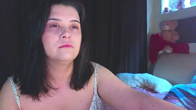 Snapshot of Malika_uAngel chatting on 02.17.26 Malika uAngel online show from 02.17.26