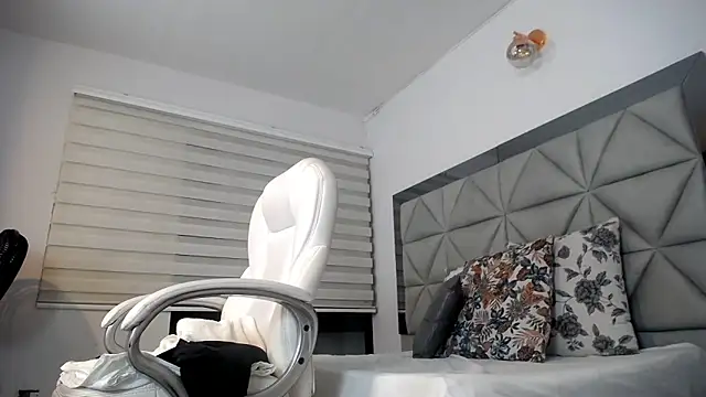 nana levy online show from 12.22.24