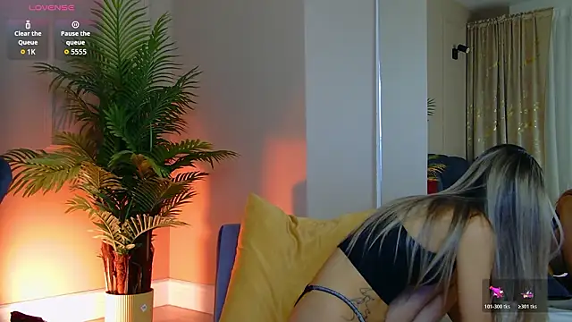 Avril Cyrus online show from 02.16.26