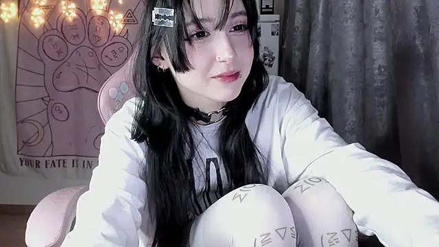 Holy420lolii online show from 11.10.25