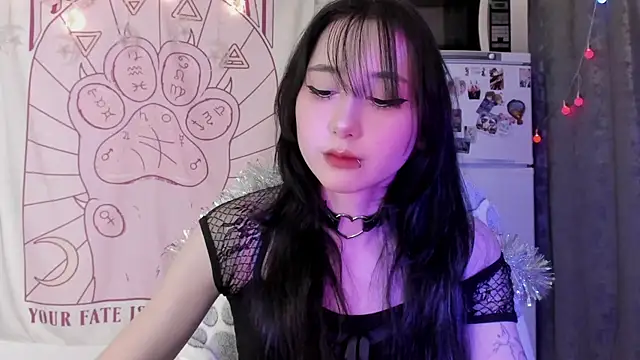 Holy420lolii online show from 01.06.26