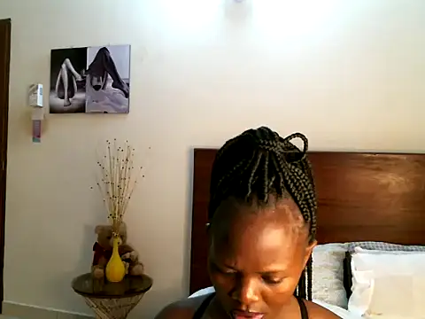 Snapshot of pay_tience chatting on 05.14.26 pay tience online show from 05.14.26