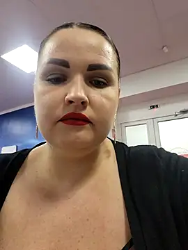 Snapshot of GeorgiaLerox chatting on 01.14.25 GeorgiaLerox online show from 01.14.25