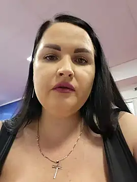 GeorgiaLerox online show from 11.06.25