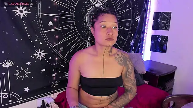 Eva Lee  online show from 10.15.25