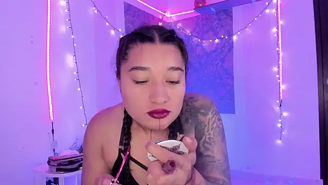 Eva Lee  online show from 06.20.26