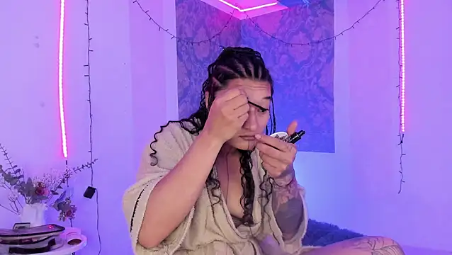 Eva Lee  online show from 07.01.26