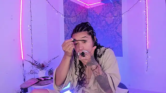 Eva Lee  online show from 07.02.26