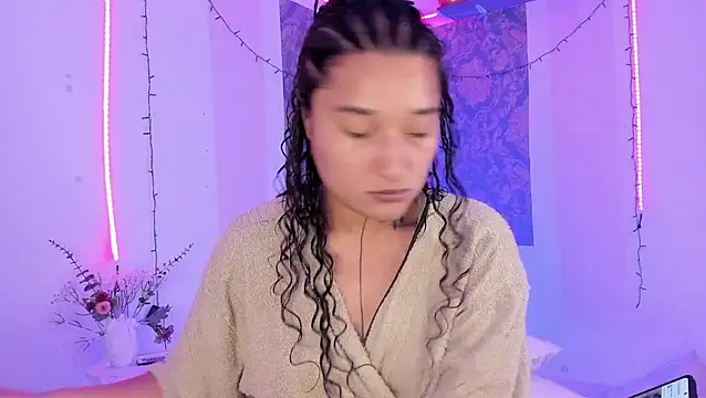 Eva Lee  online show from 07.05.26