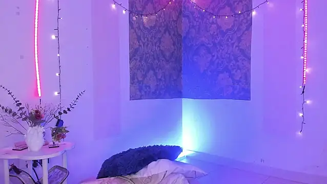 Eva Lee  online show from 07.19.26