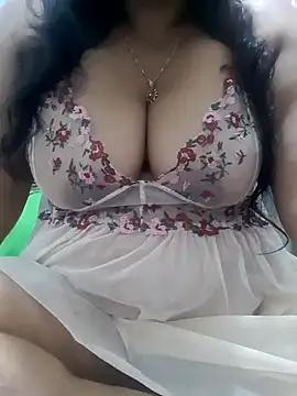 chubby wife online show from 12.25.24