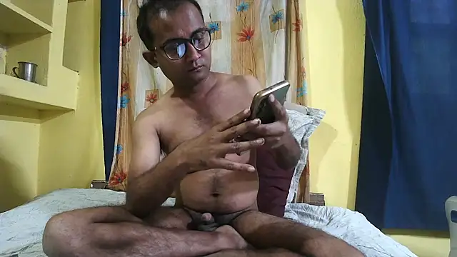 Cute boy2000 online show from 12.20.24