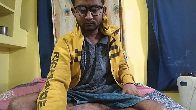 Cute boy2000 online show from 01.06.25