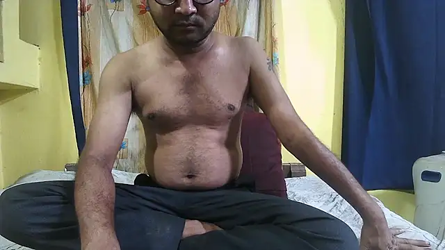 Cute boy2000 online show from 02.20.25