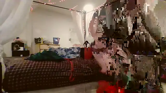 Snapshot of letscumtogether69 chatting on 09.23.25 letscumtogether69 online show from 09.23.25