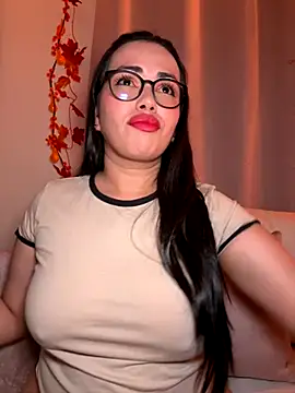 andra rose online show from 10.10.25