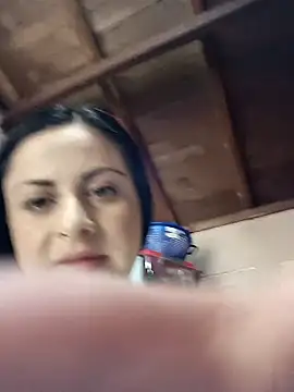 Snapshot of Juli_Castillo8 chatting on 09.17.25 Juli Castillo8 online show from 09.17.25