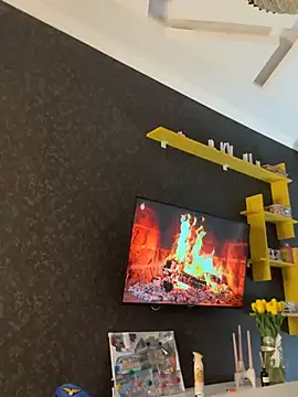 Tasty Nora online show from 03.12.25