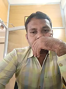 Snapshot of adicma123 chatting on 10.24.25 adicma123 online show from 10.24.25