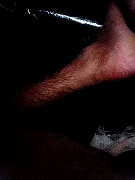 adicma123 online show from 10.31.25