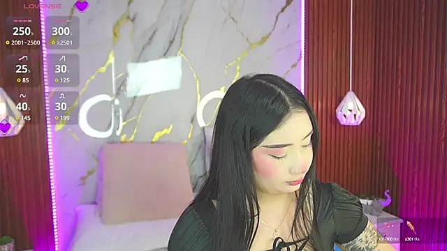 Snapshot of haylie_ chatting on 01.15.25 haylie  online show from 01.15.25
