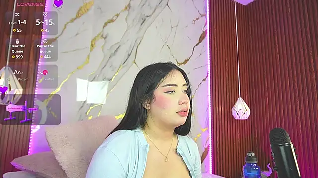 Snapshot of haylie_ chatting on 01.31.25 haylie  online show from 01.31.25