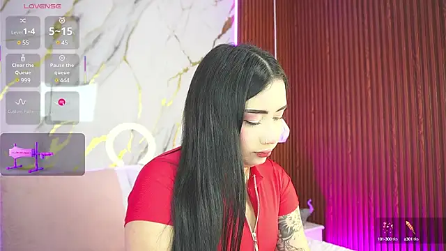 Snapshot of haylie_ chatting on 02.02.25 haylie  online show from 02.02.25