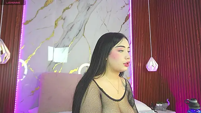 Snapshot of haylie_ chatting on 02.25.25 haylie  online show from 02.25.25