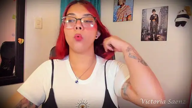 victoriaasaenz  online show from 02.16.25