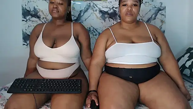 SexyAmeena2002 online show from 03.26.26