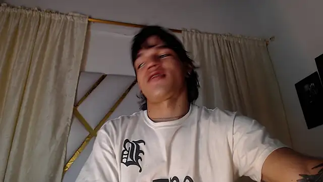 AlbertBernal69 online show from 02.12.25