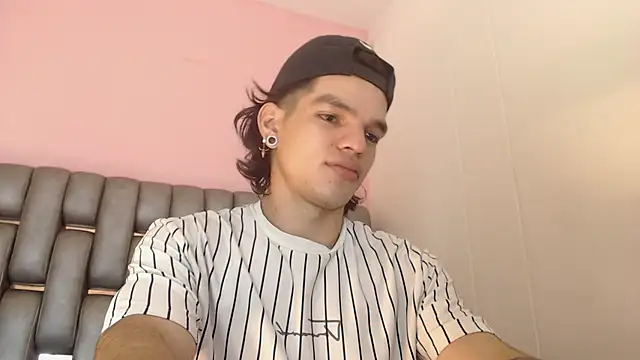 AlbertBernal69 online show from 03.06.25