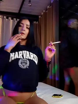 Snapshot of Mehottie29 chatting on 10.23.25 Mehottie29 online show from 10.23.25