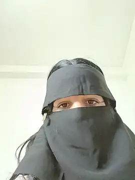 KHALIJIA-ARABIA-couple online show from 11.20.25